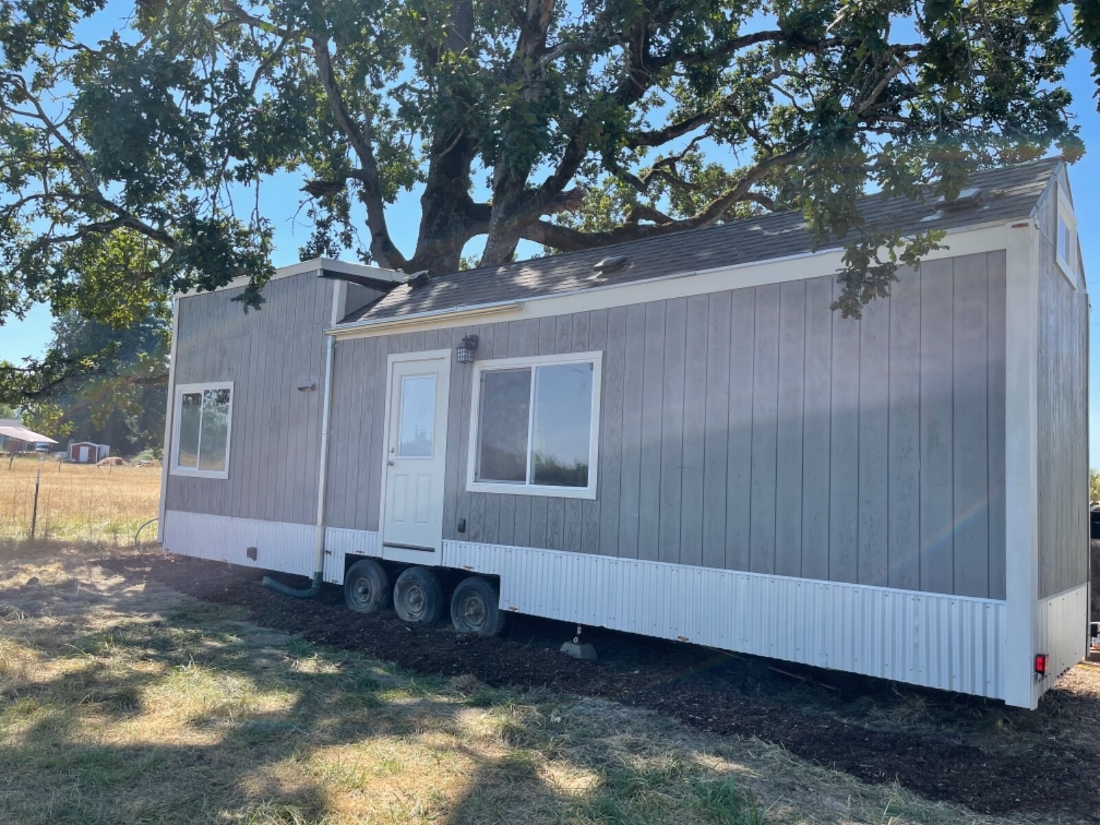tiny house on wheels
