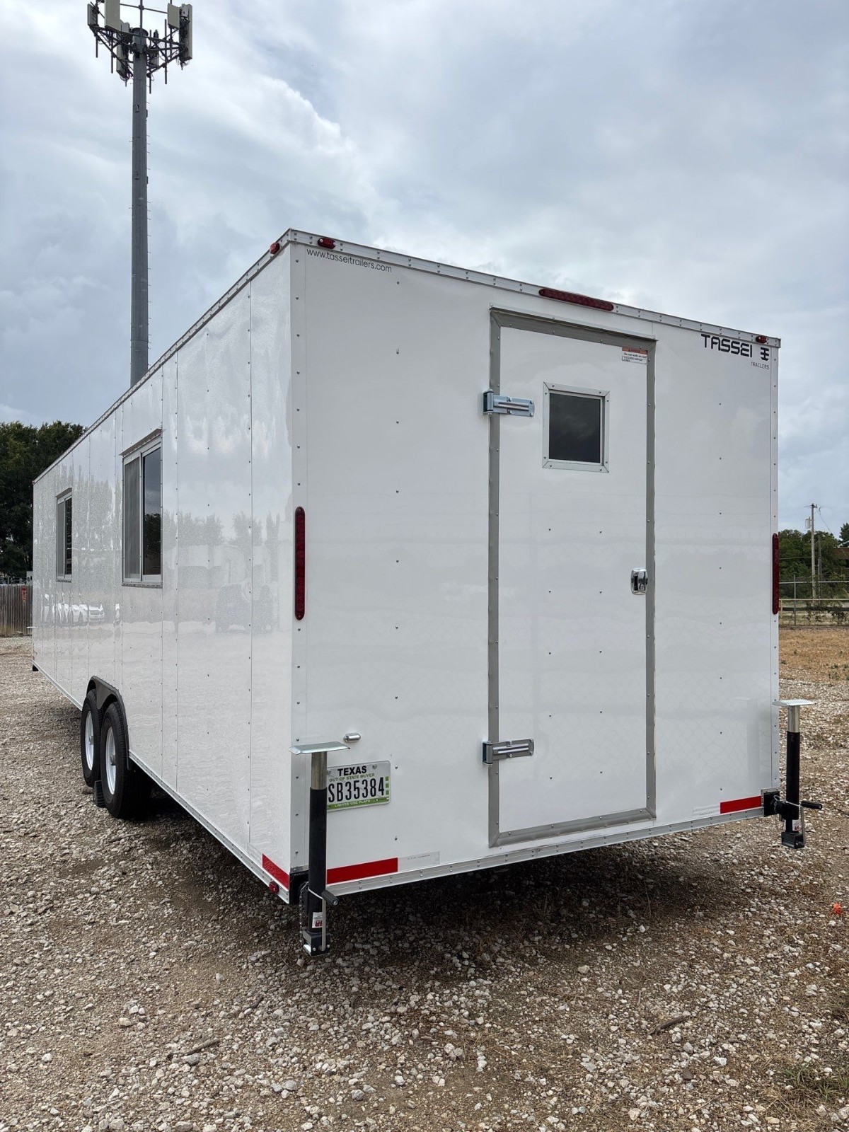 8.5’x30′ Mobile Office Trailer – Custom Built, Ships Nationwide