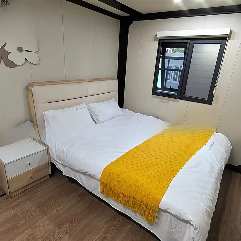 Factory Price Mobile Prefab House Leak Proof 40FT Pre Built Homes