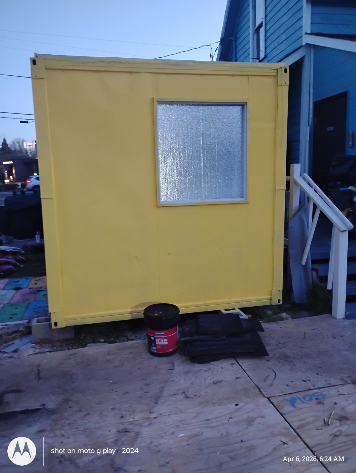 Yellow Modular Prefabricated Building, Modern Architecture, Metal Wood, Glass D…