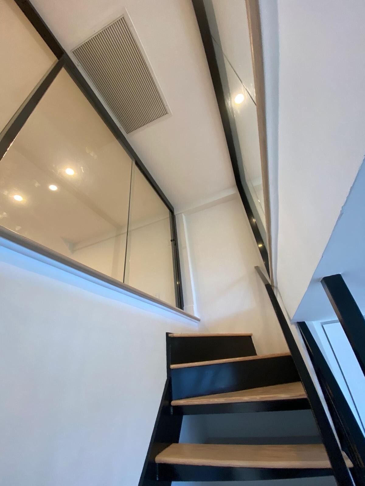 CGP Single-Slide Door System, Glass Aluminum 3-Wall 13’x10’x10’x8′, Black