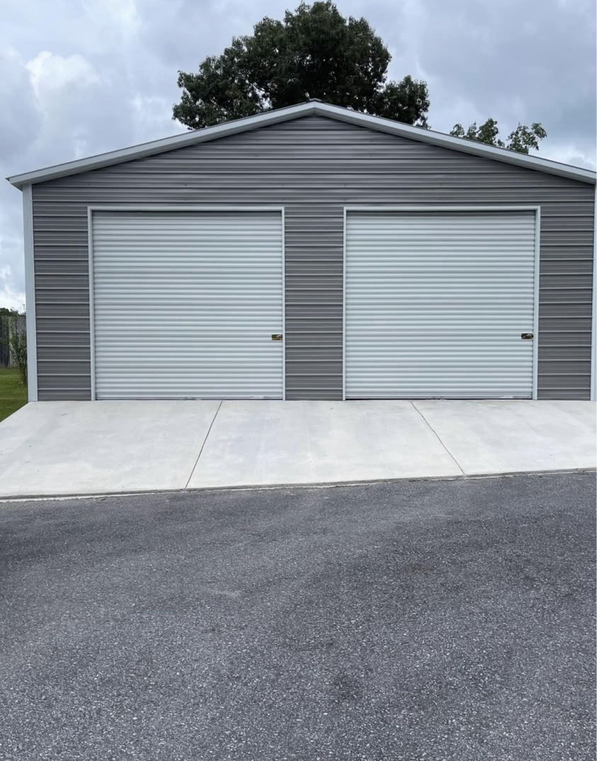 Fully Finished 30×30 Shop/Garage✅ Fully Insulated☑️ 15% Off