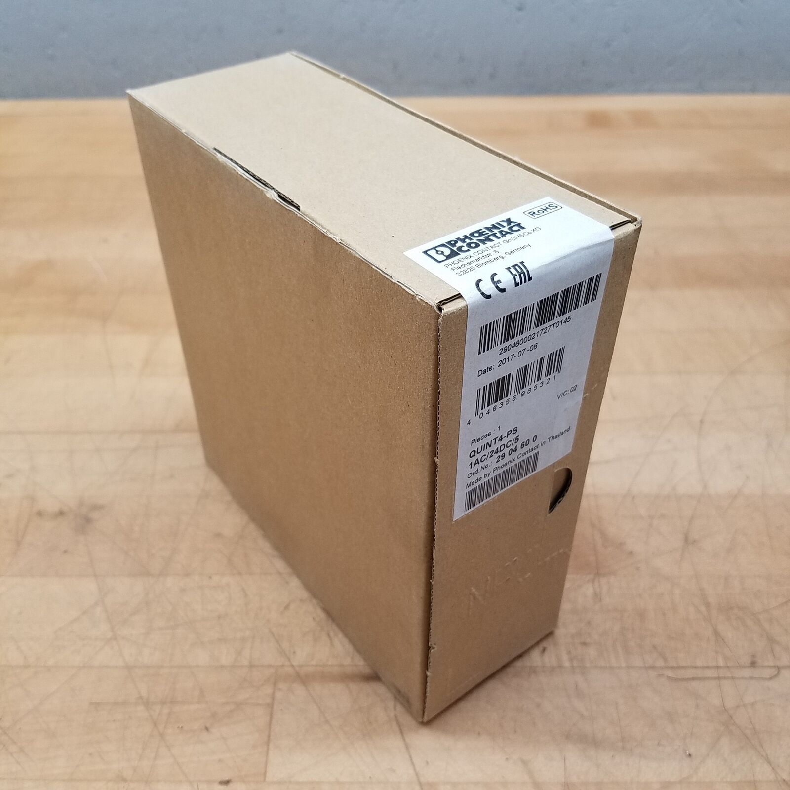 Phoenix Conatct QUINT4-PS/1AC/24DC/5 Power Supply, 100-240VAC Input, 24V Output