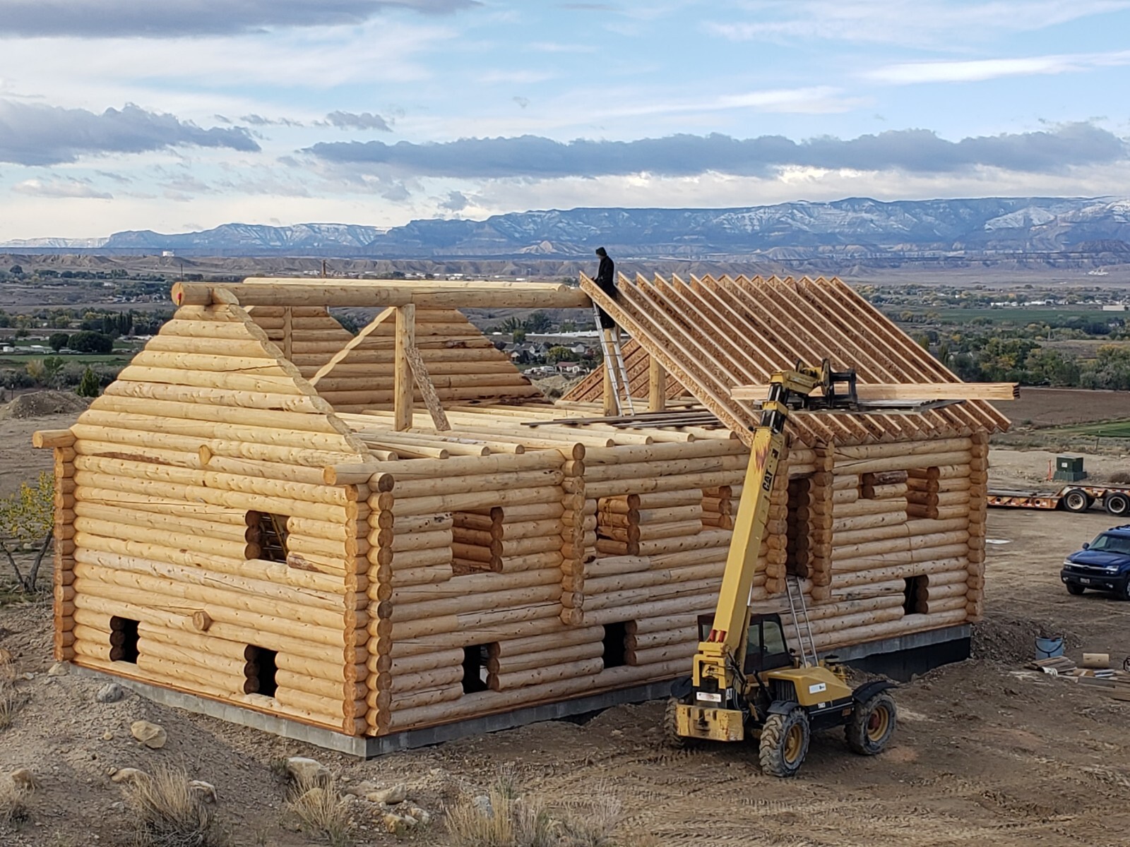LARGE -5,000 sq.ft LOG CABIN HOME shell kit 12in logs