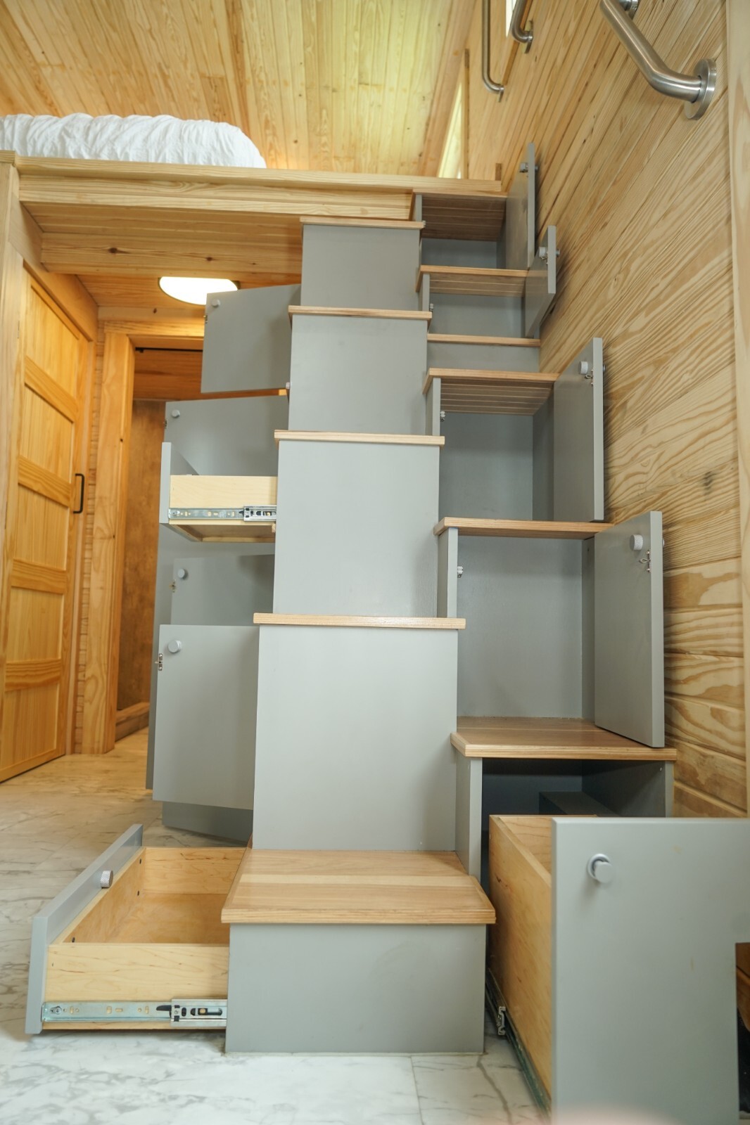 BRAND NEW Custom Built Tiny Home w/ 100% OFF-GRID & ON-GRID Living Capability