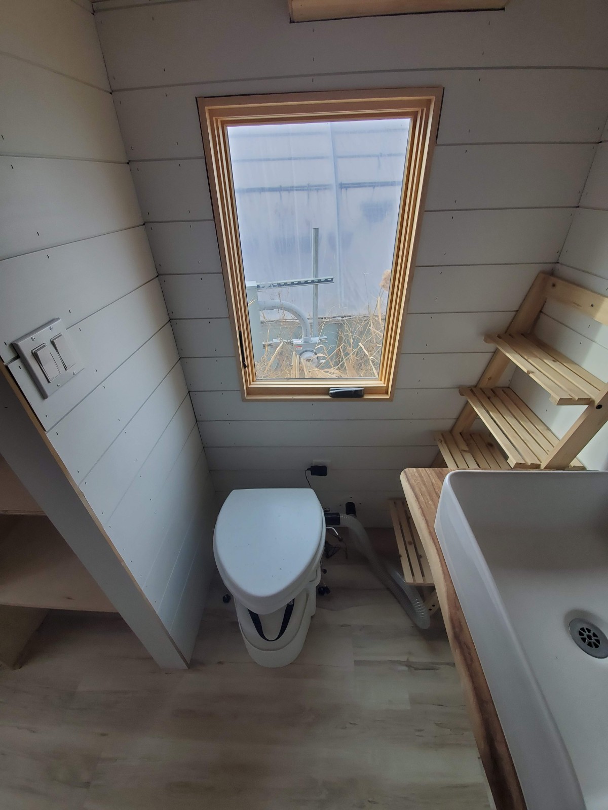 Tiny House On Wheels 2 Lofts, HVAC, W/D, Microwave, Stove, Composting Toilet