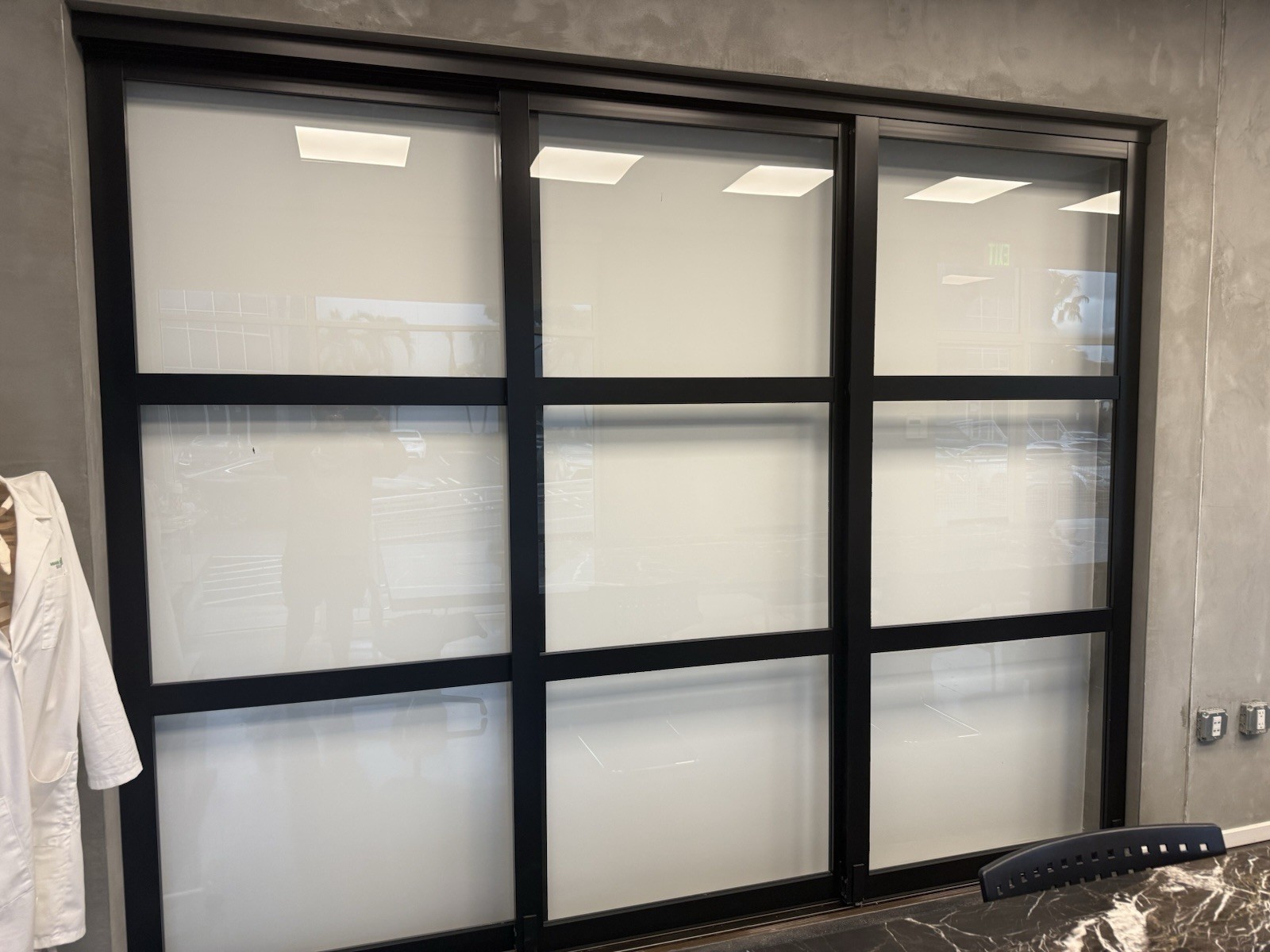 👉 Commercial Sliding Glass Office Walls 10.5’ x 8’ – Complete w/ Track