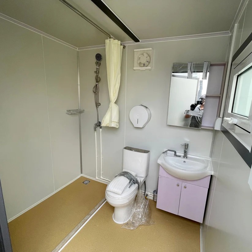 Chery Private Toilet Stalls w/ Shower Curtain Mobile Toilet Portable Restrooms