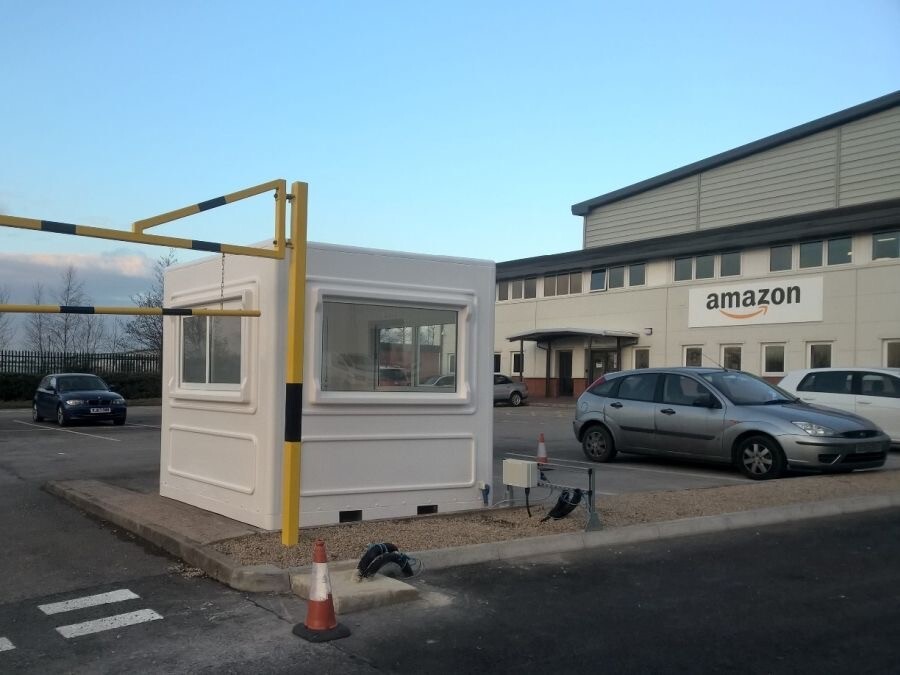6.8 x 6.8 Prefabricated Portable Modular Guard Shack Cabin Gate Booth