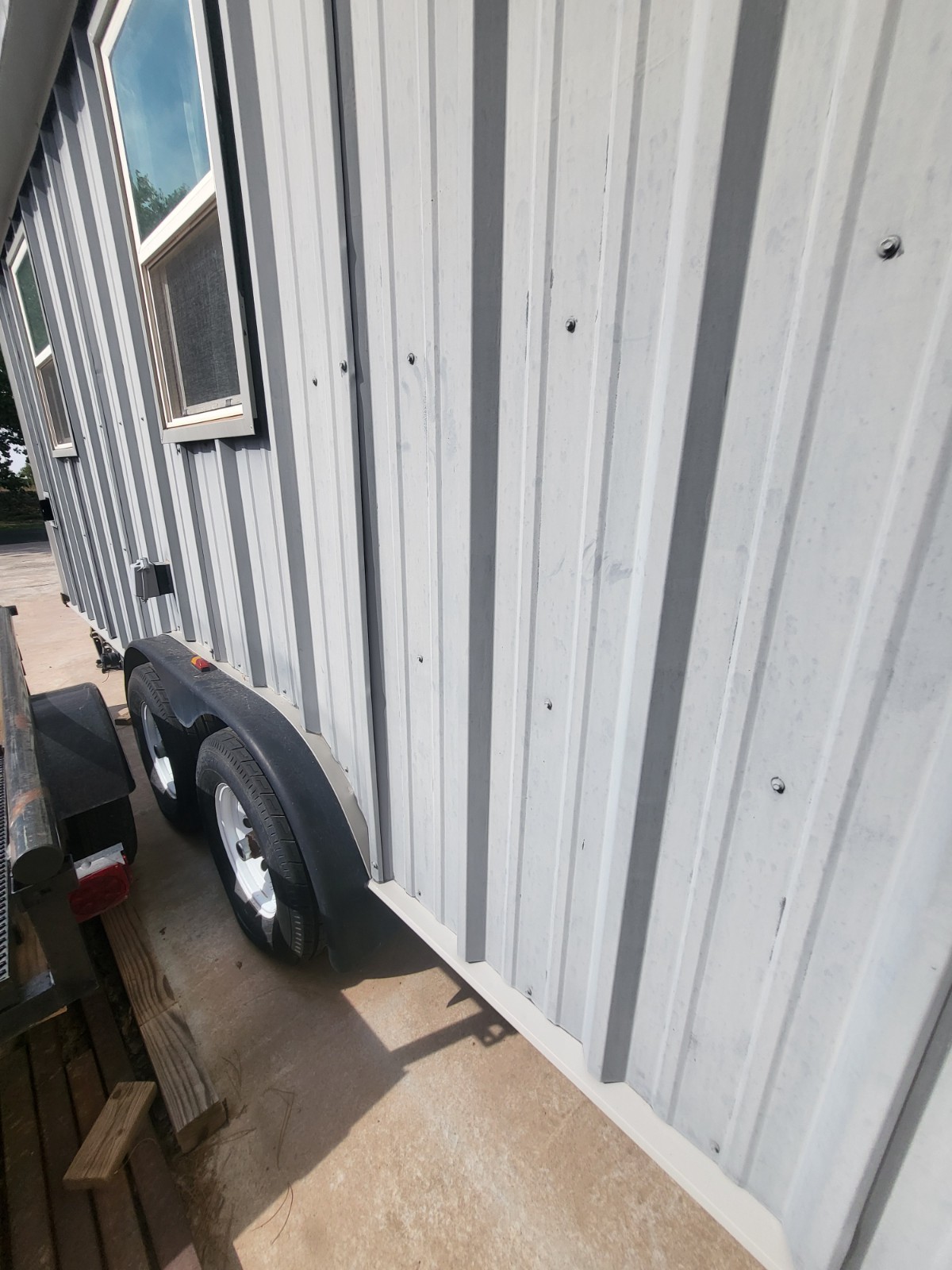 tiny home on wheels