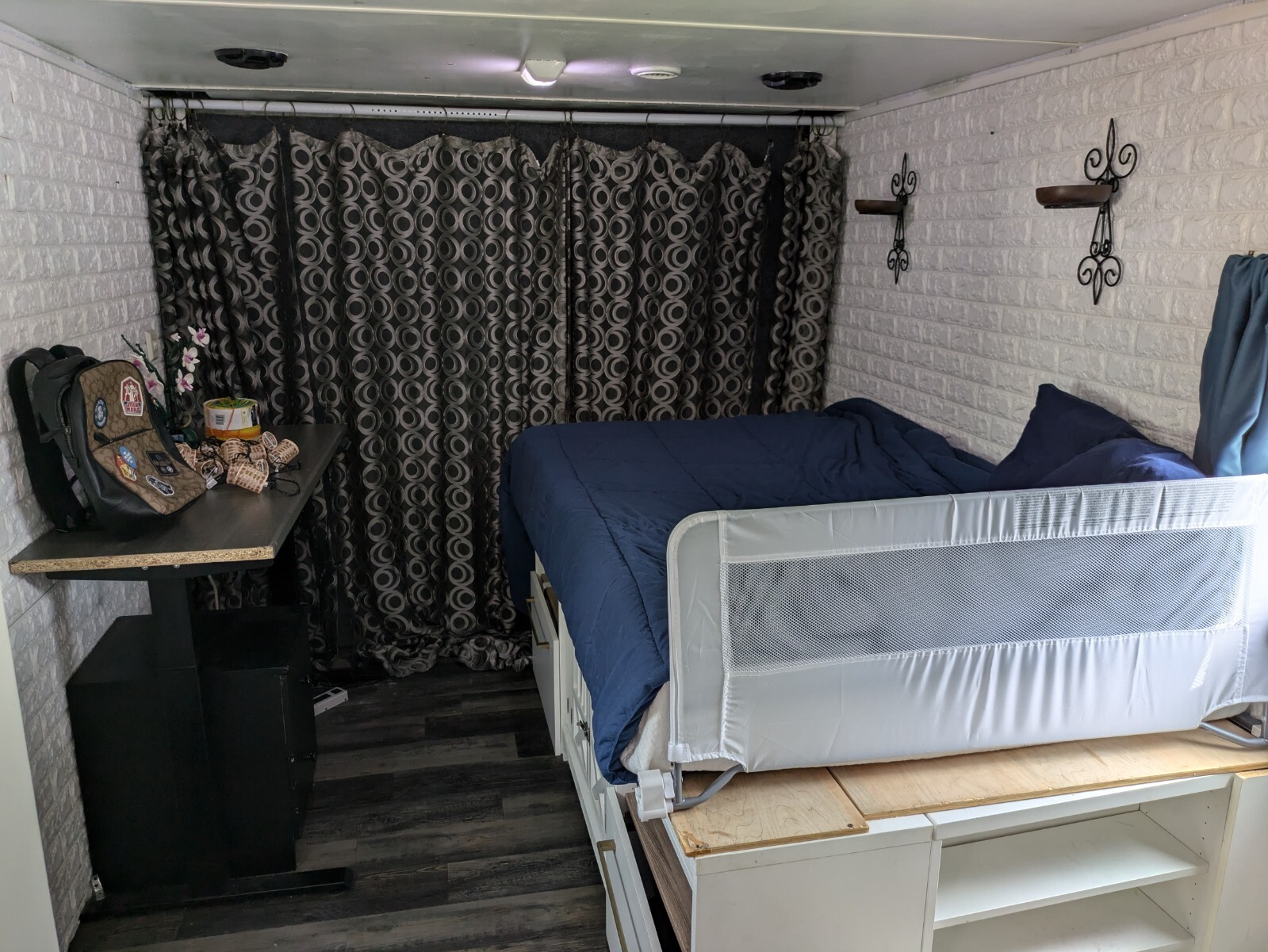tiny home on wheels