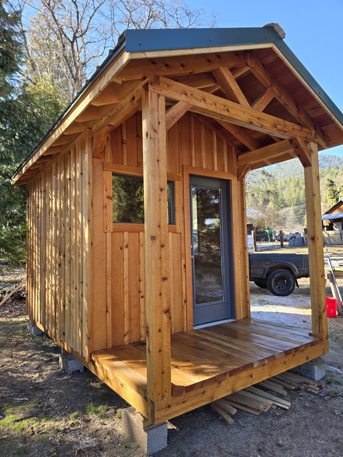 Cedar Tiny House/She-Shed/Cabin