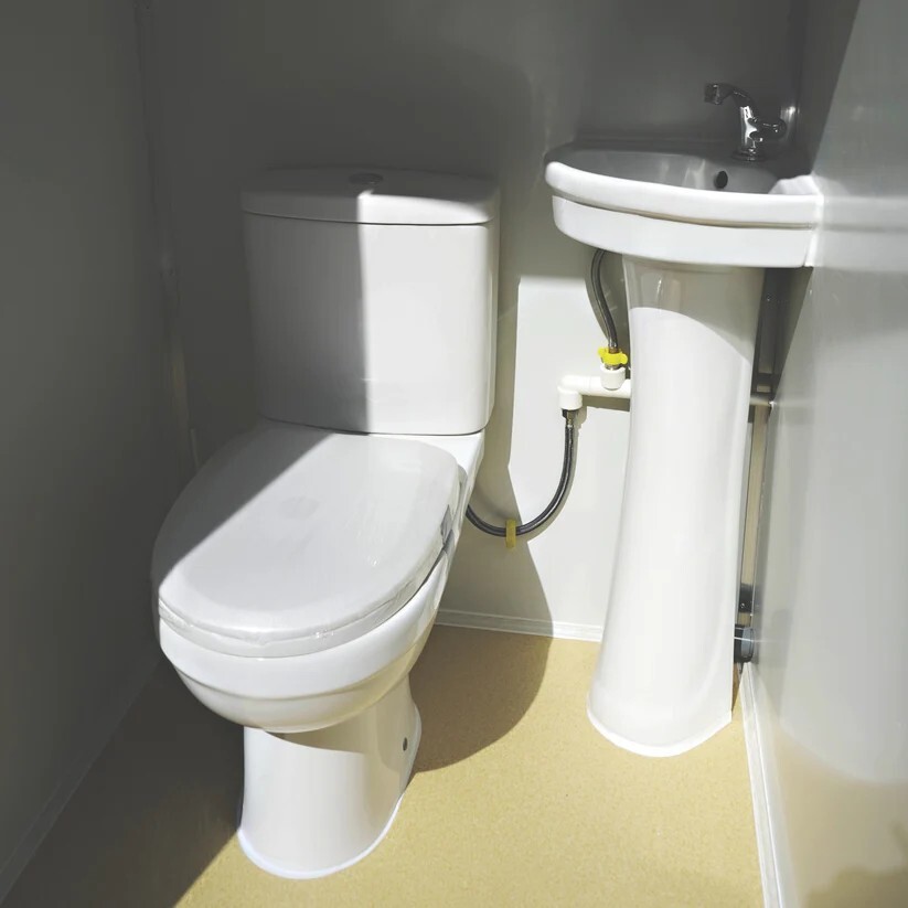 Bastone 2 Private Toilet Stalls w/ Sink Mobile toilet Portable Restrooms