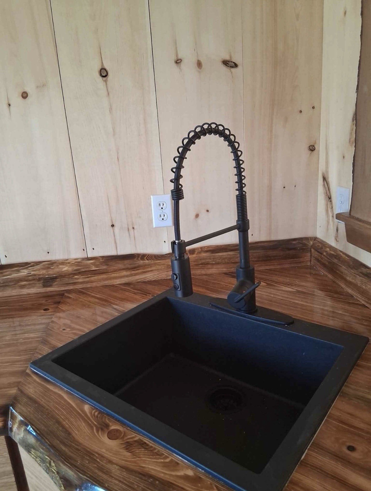 12×30 Trappers Cabin Fully Renovated FREE DELIVERY