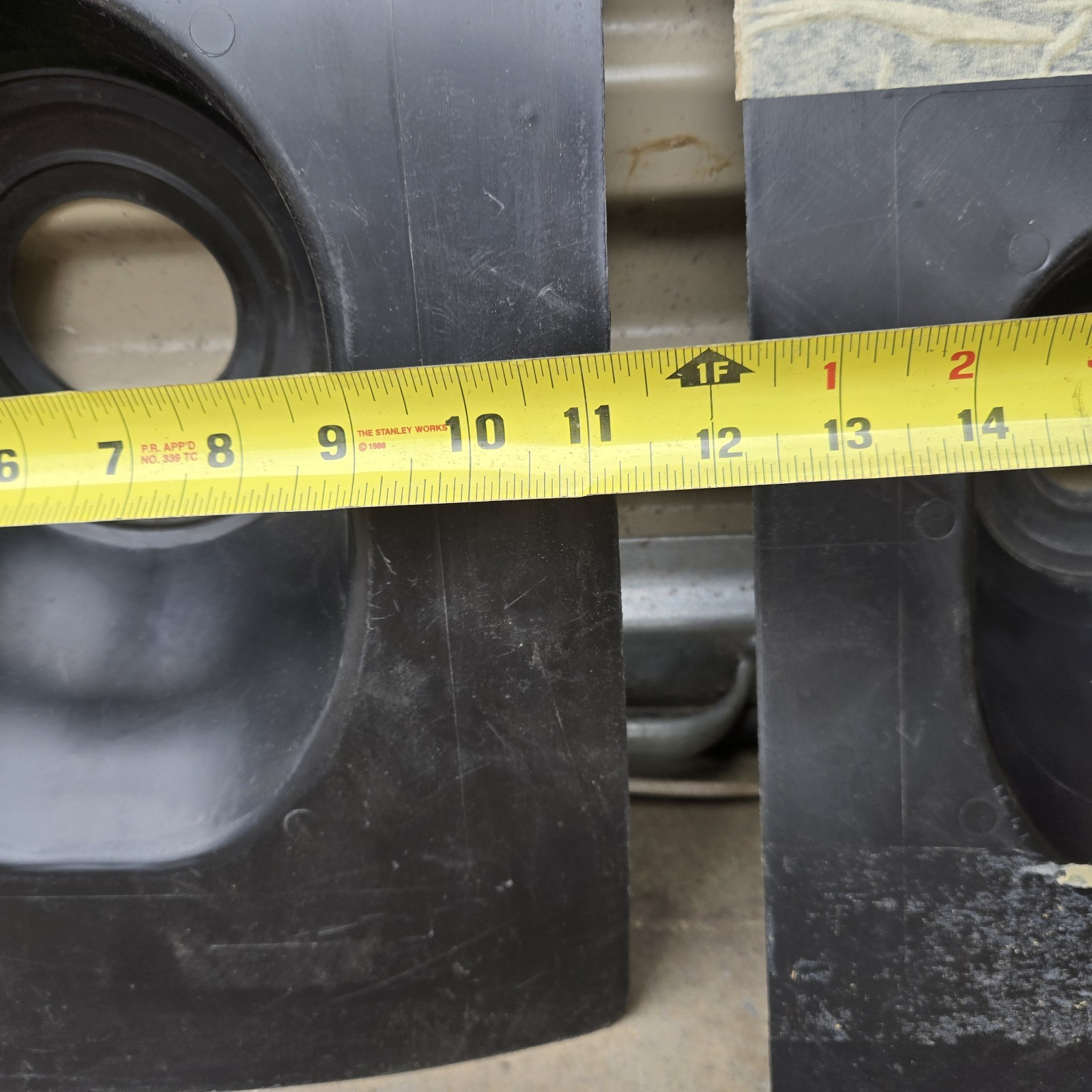 Oatey 1 1/4″ – 1 1/2″ and 3″ No Caulk Vent Stack Roof Flashing