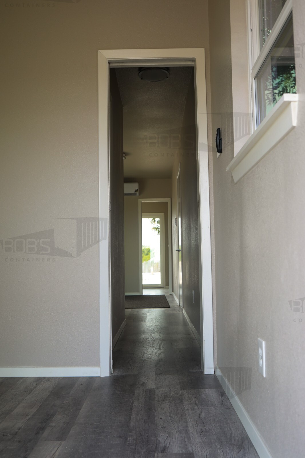 40 ft Shipping Container Home – The Evergreen